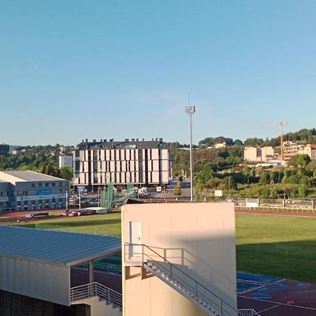 Vistas A La Pista De Atletismo Lejlighed Pontevedra Eksteriør billede